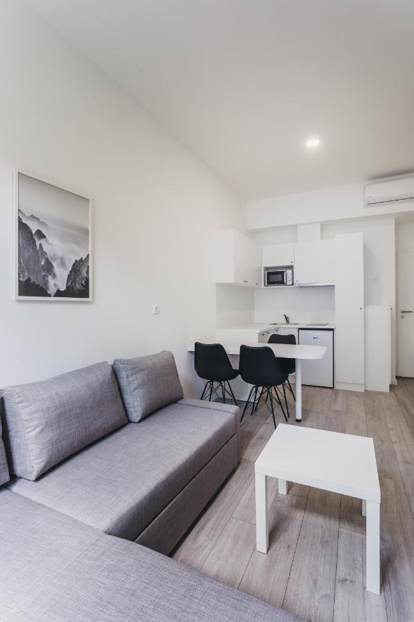 Mika Apartment And Studios Ζάγκρεμπ Εξωτερικό φωτογραφία