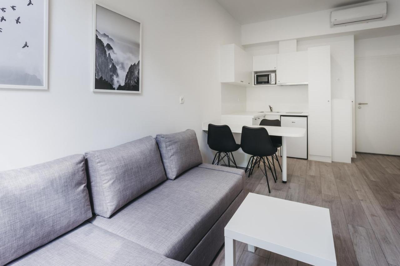 Mika Apartment And Studios Ζάγκρεμπ Εξωτερικό φωτογραφία