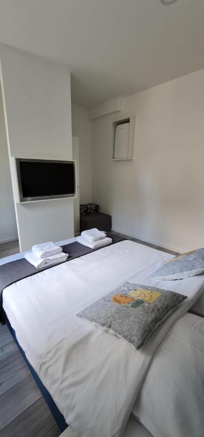 Mika Apartment And Studios Ζάγκρεμπ Εξωτερικό φωτογραφία